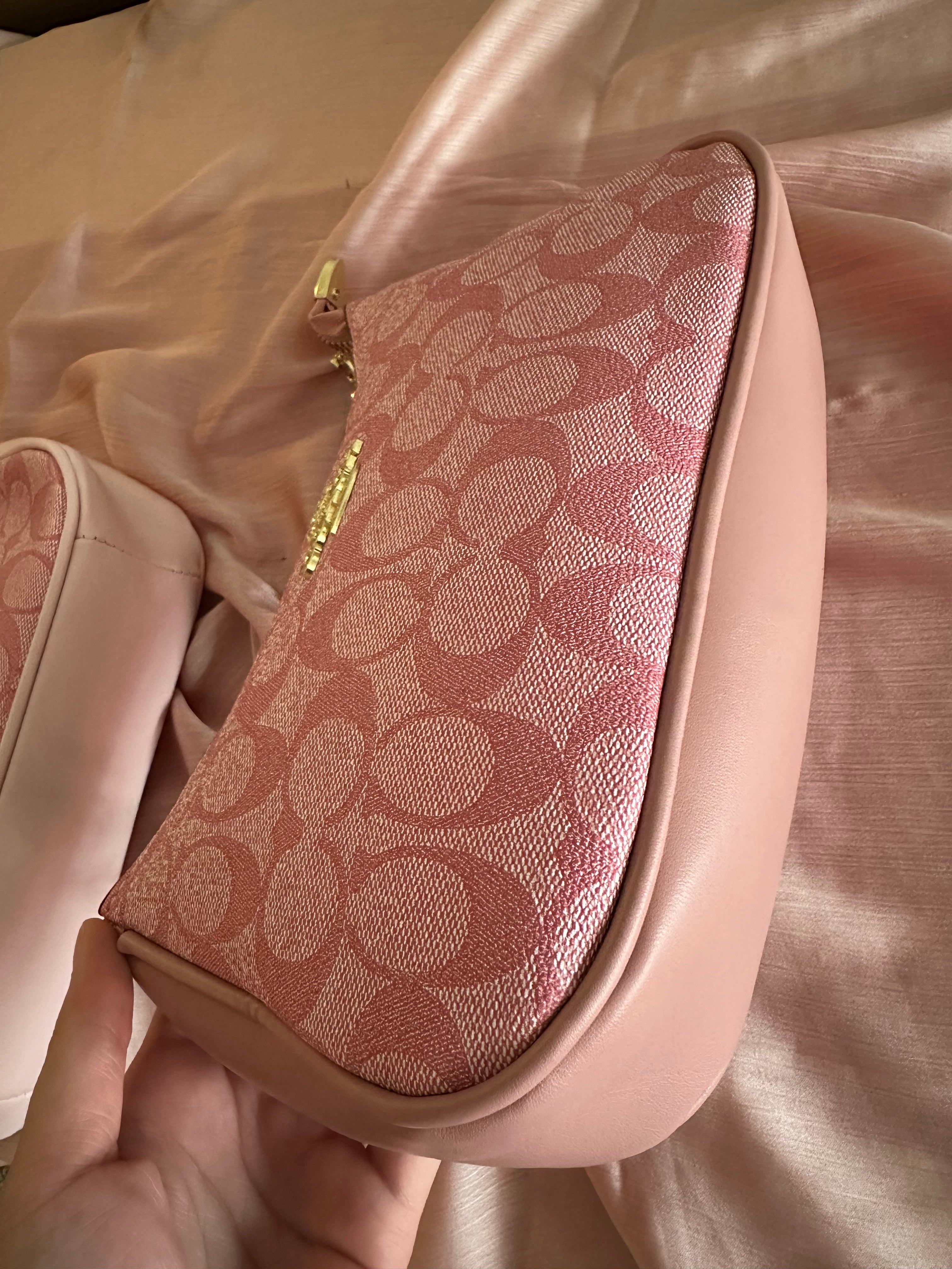 Pink Teri