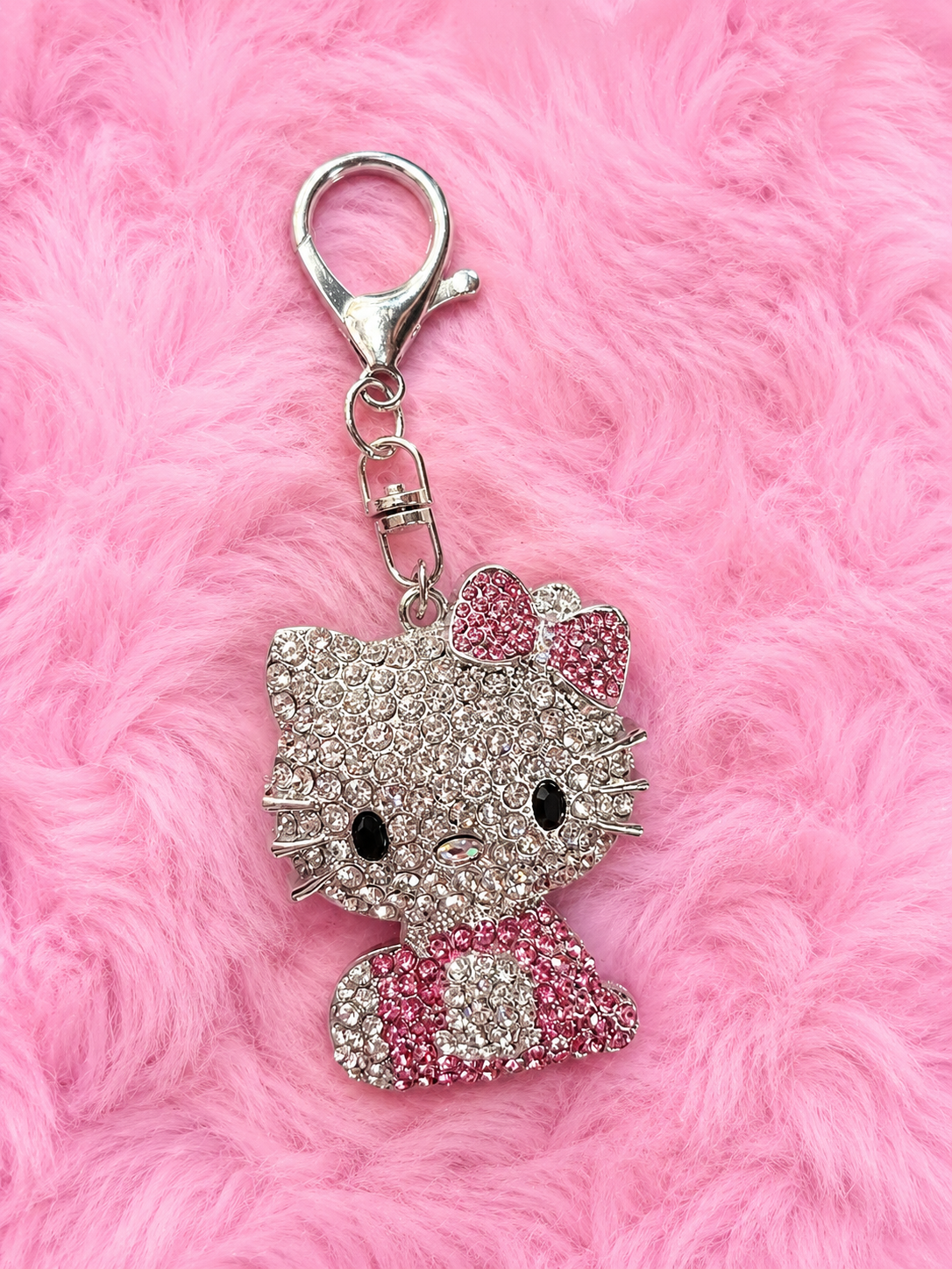 Hello Kitty Pendant